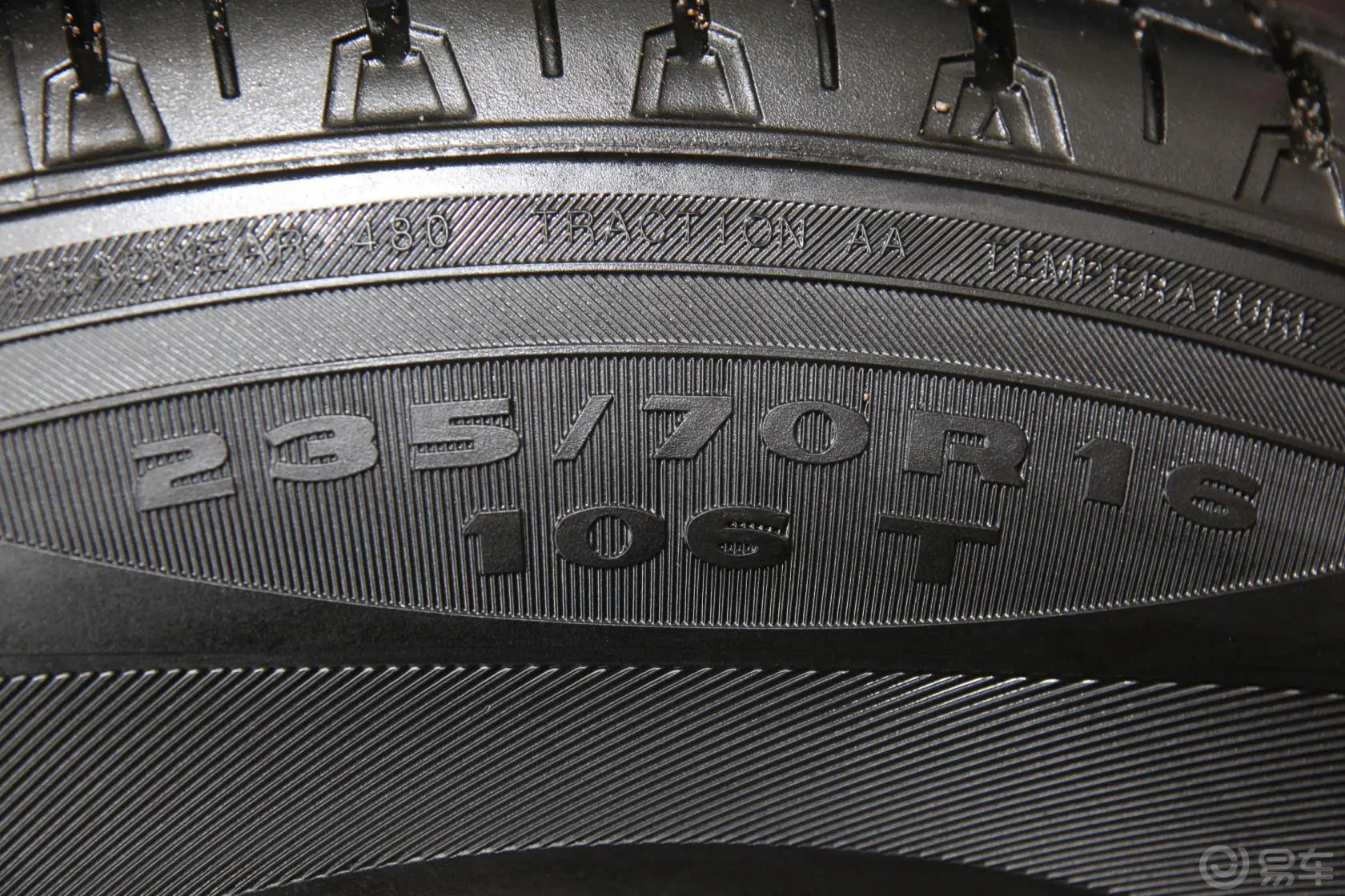 哈弗H5经典智尊版 2.0T 手动 两驱 进取型 柴油版轮胎规格