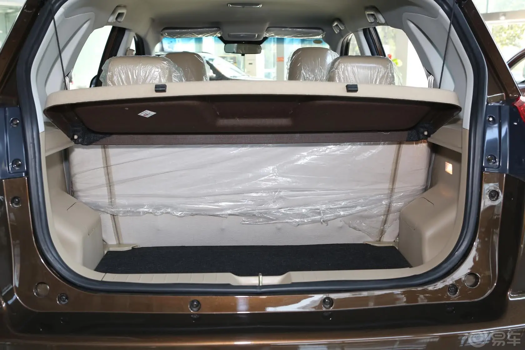 智尚S301.5L 手动 时尚型行李箱空间