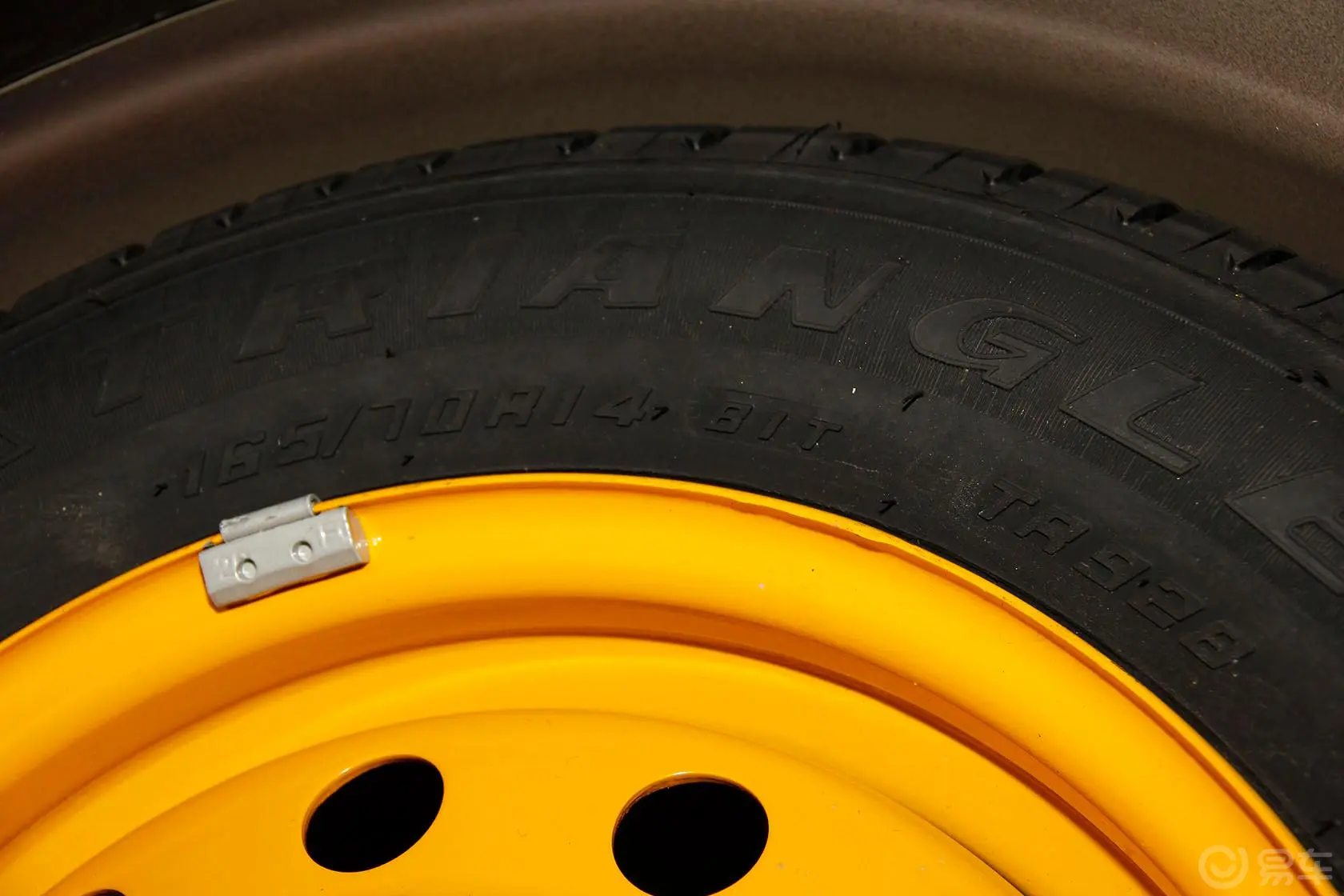 雨燕1.5L 手动 标准型备胎品牌