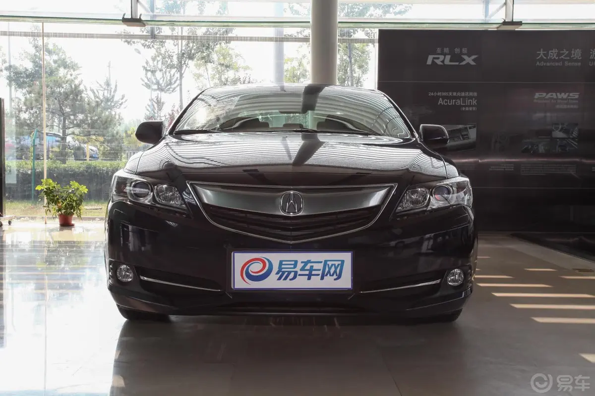 讴歌ILX1.5L CVT 混合动力正前水平