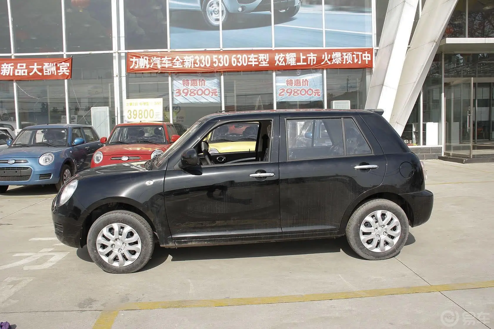 力帆3301.3L VVT 手动 标准型正侧车头向左水平