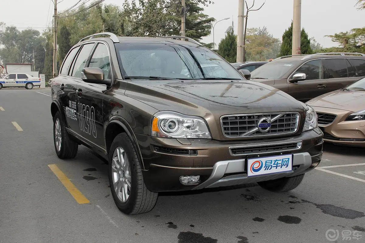 沃尔沃XC902.5T T5 豪华版外观