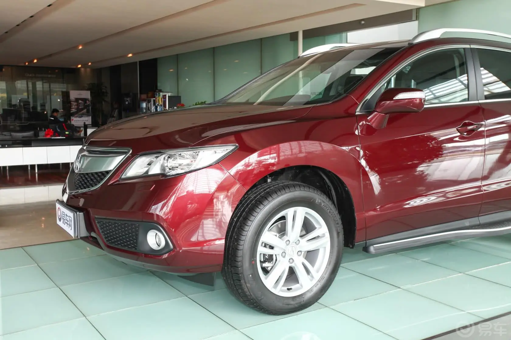 讴歌RDX(进口)3.5L V6车头局部