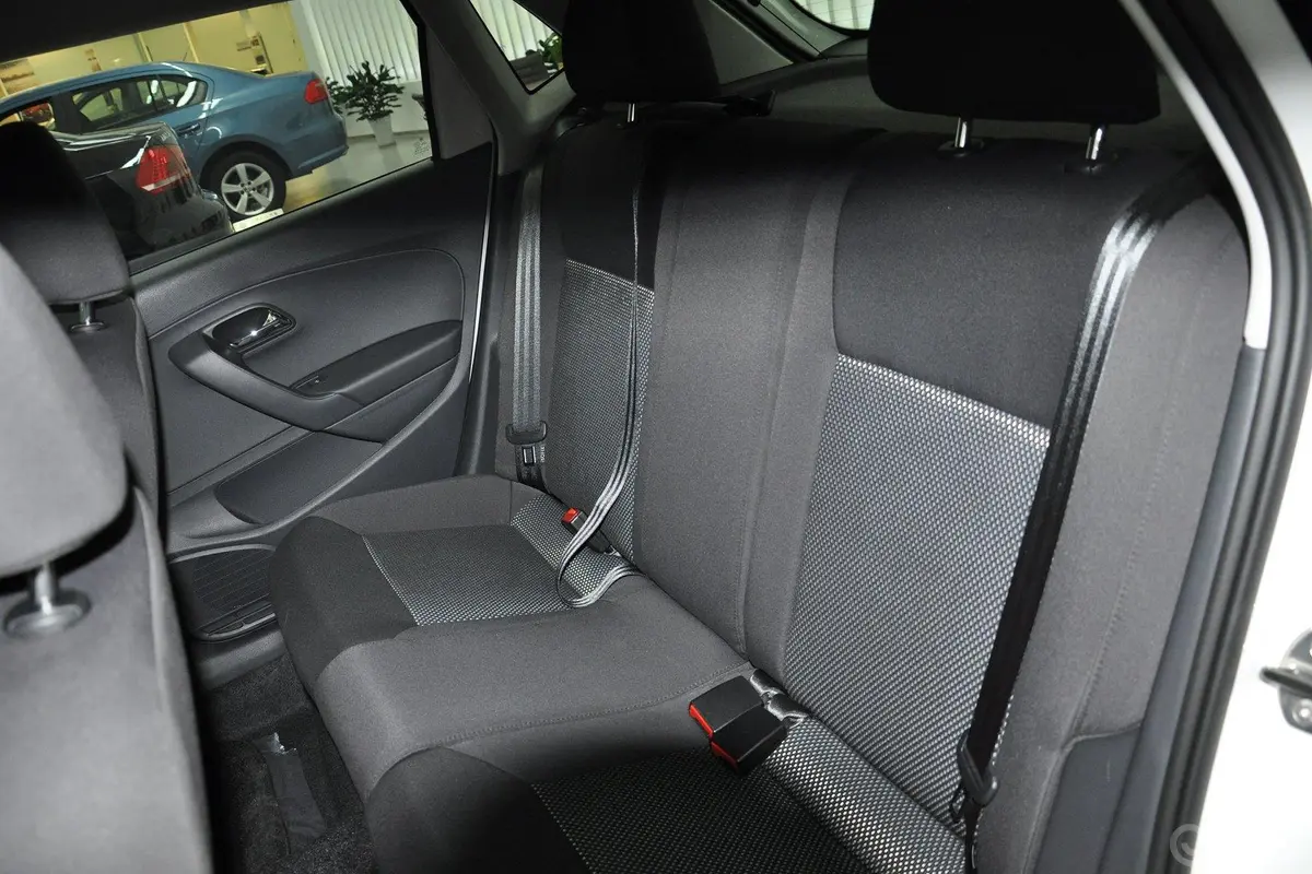 Polo1.6L 手动 舒适版后排座椅