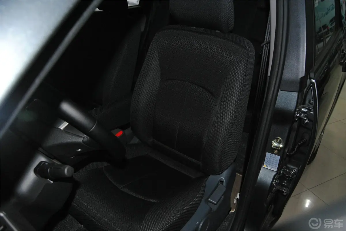 景逸XL 1.5L 手动 舒适型 国4驾驶员座椅