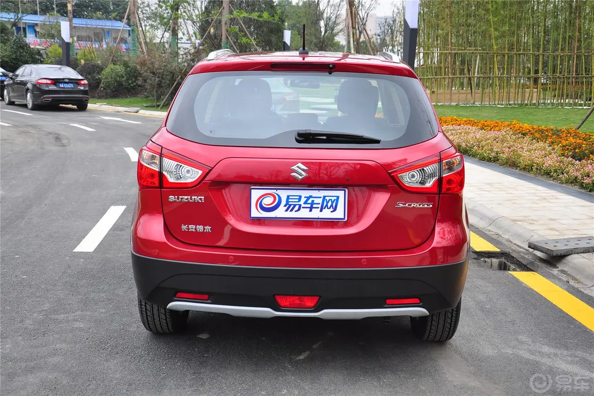 锋驭1.6L CVT 精英型外观