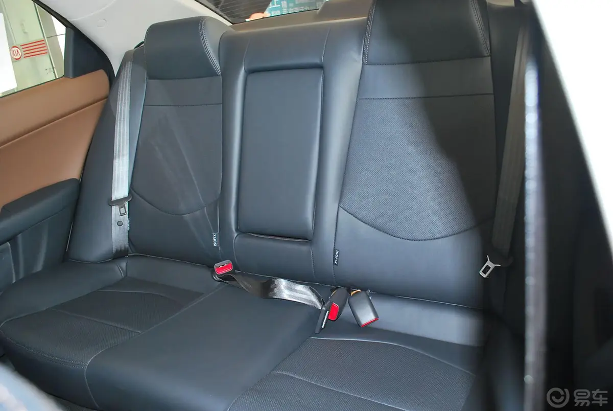 福瑞迪1.6L 手自一体 Premium Special后排座椅