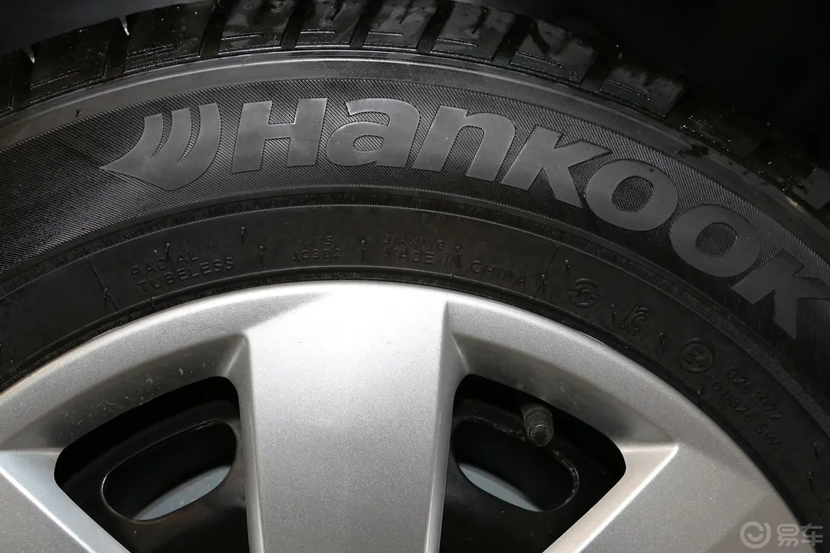 桑塔纳1.6L 自动 舒适版轮胎规格