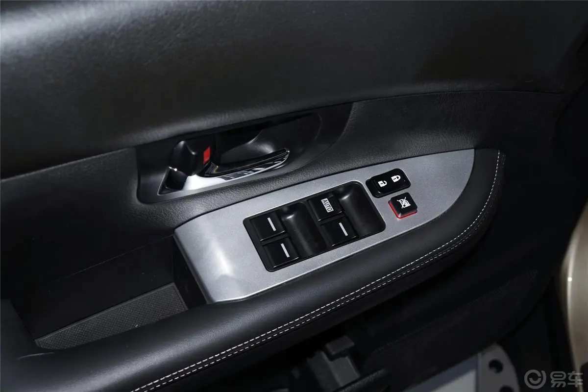 比亚迪S62.4L 手动 精英型 劲悦版车窗升降键