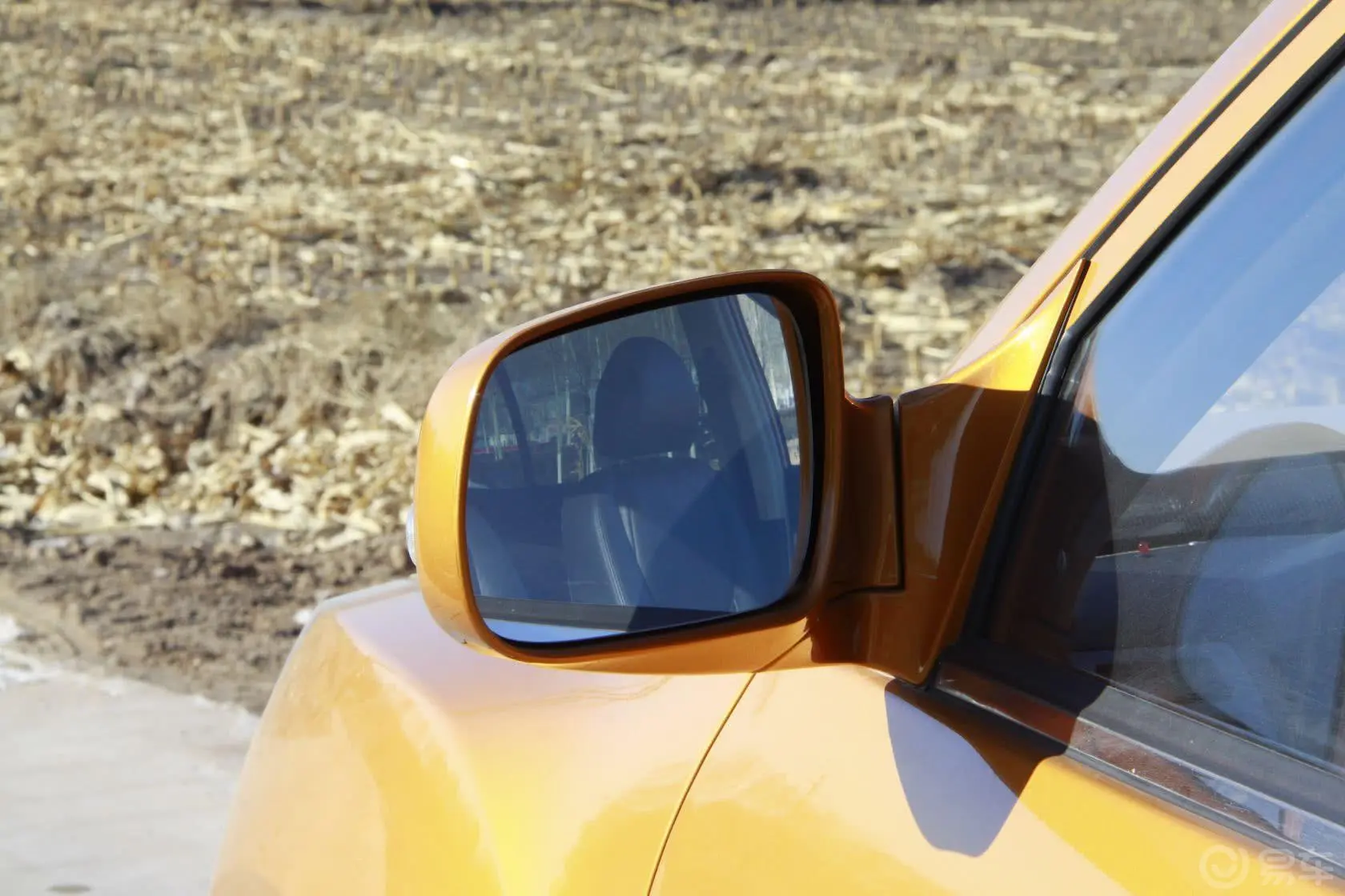 奥轩GX52.4L 自动 四驱 汽油 天窗版后视镜镜面（后）