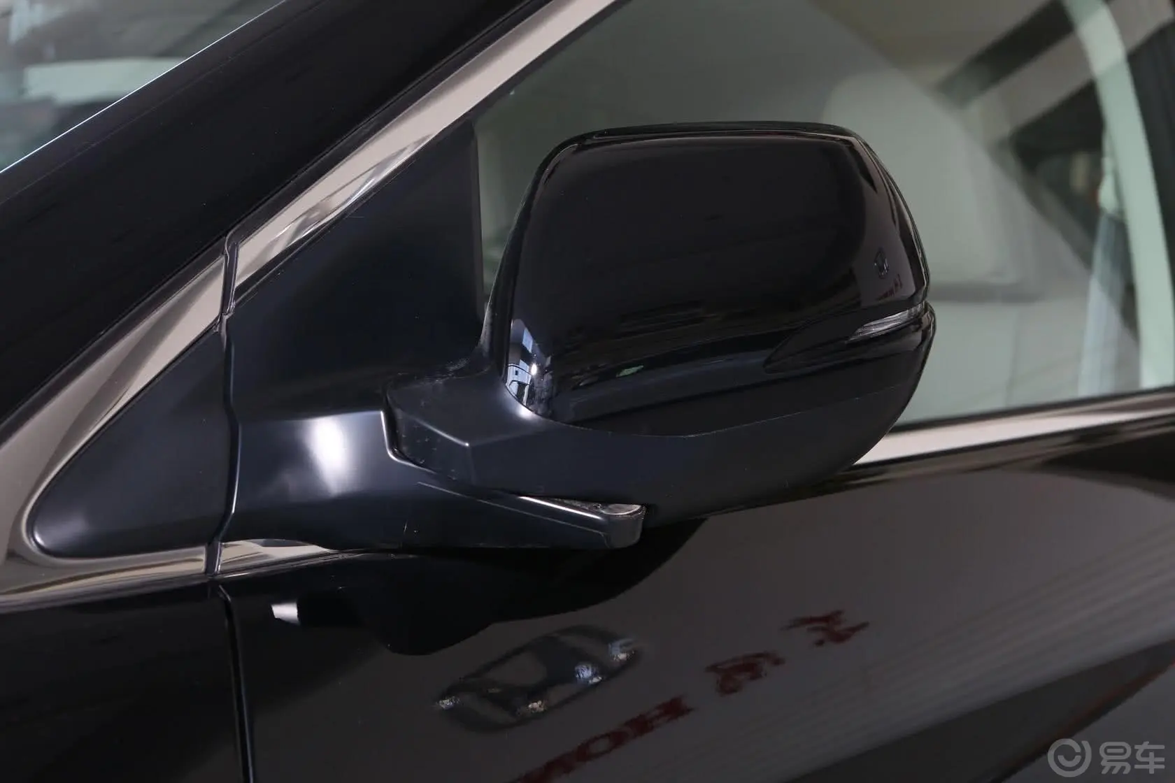 本田CR-V2.4L 四驱 豪华版后视镜转向灯（前）