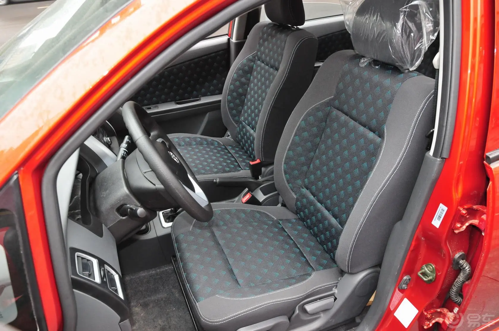 利亚纳A6三厢 1.4L 手动 畅想型驾驶员座椅