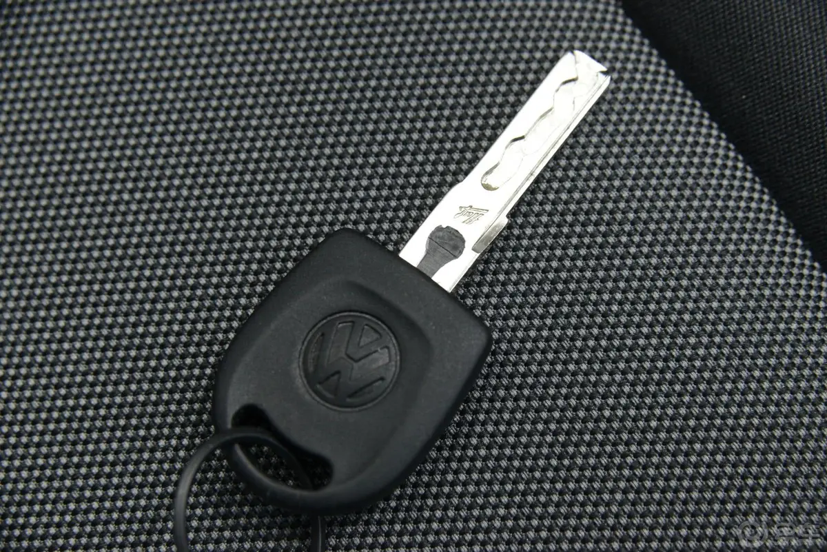 捷达1.4L 手动时尚型钥匙