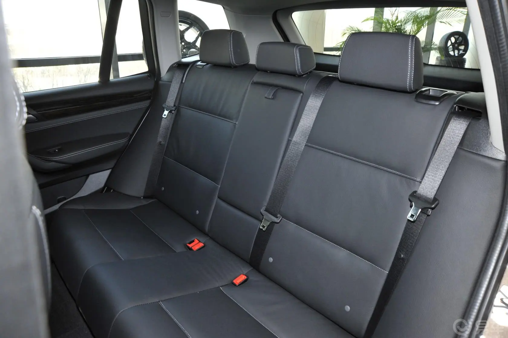 宝马X3(进口)改款 xDrive20i 豪华型后排座椅
