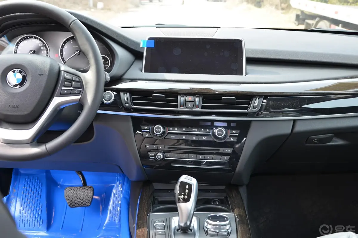 宝马X5(进口)xDrive35i 豪华型中控台整体