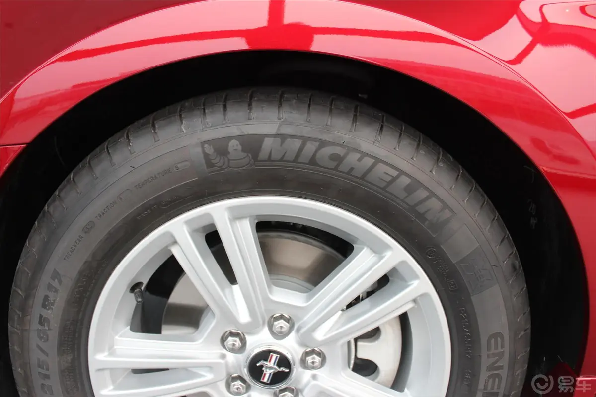 Mustang3.7L 自动 V6轮胎规格