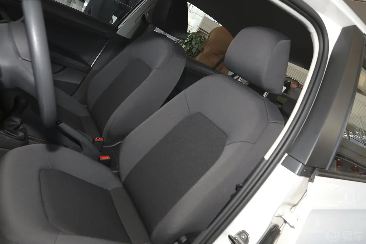 桑塔纳1.4L 手动 风尚版驾驶员座椅
