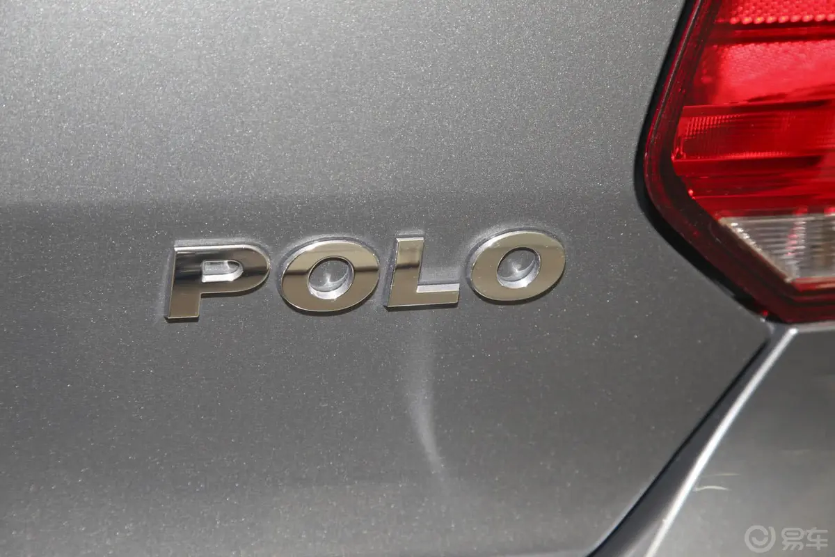 Polo1.4L 手动 风尚版尾标