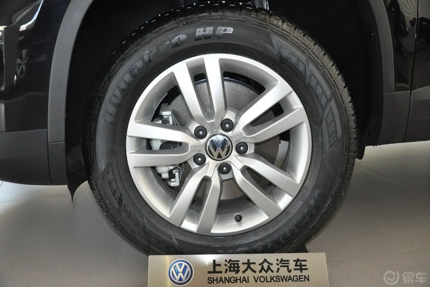 途观1.8TSI 手自一体 前驱 风尚版轮圈