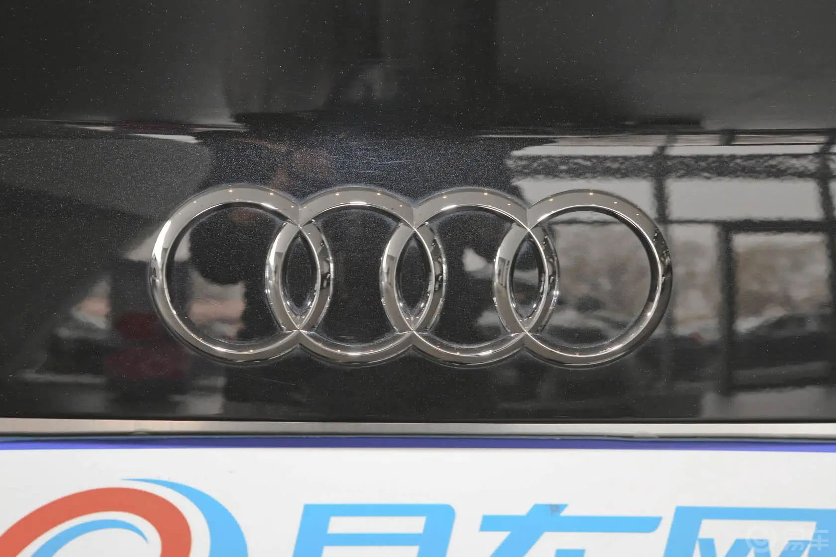 奥迪S8S8 4.0TFSI quattro外观