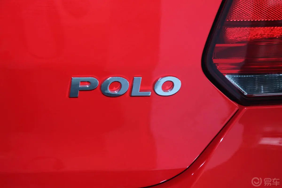 Polo1.4L 手动 致乐版尾标