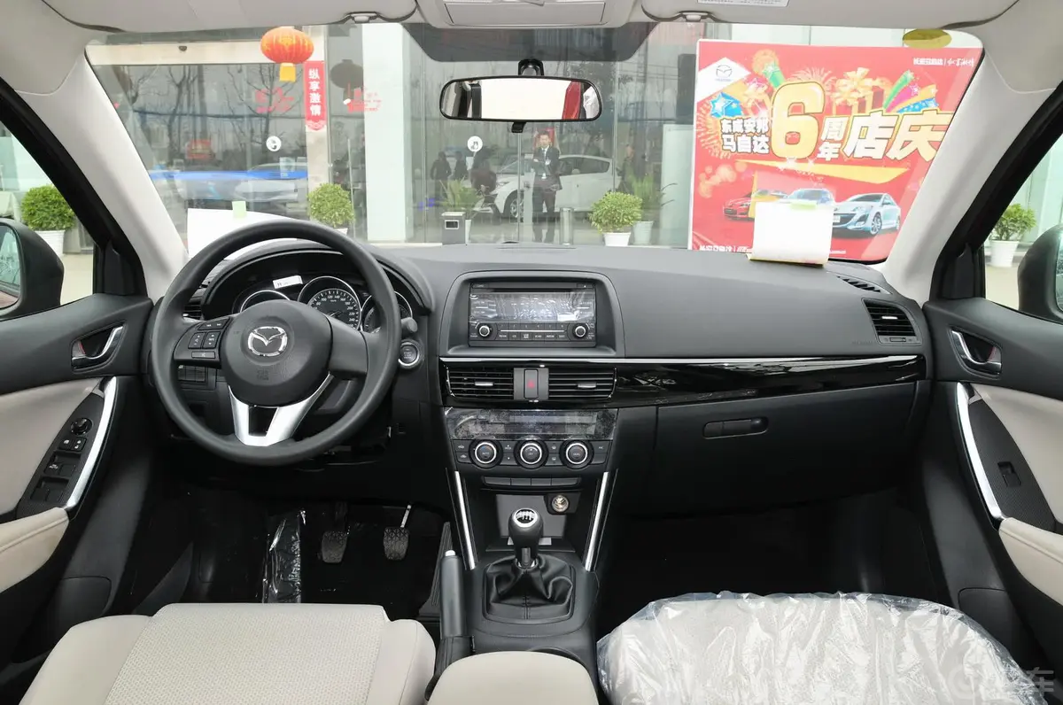 马自达CX-52.0L 手动 两驱 舒适型中控台驾驶员方向