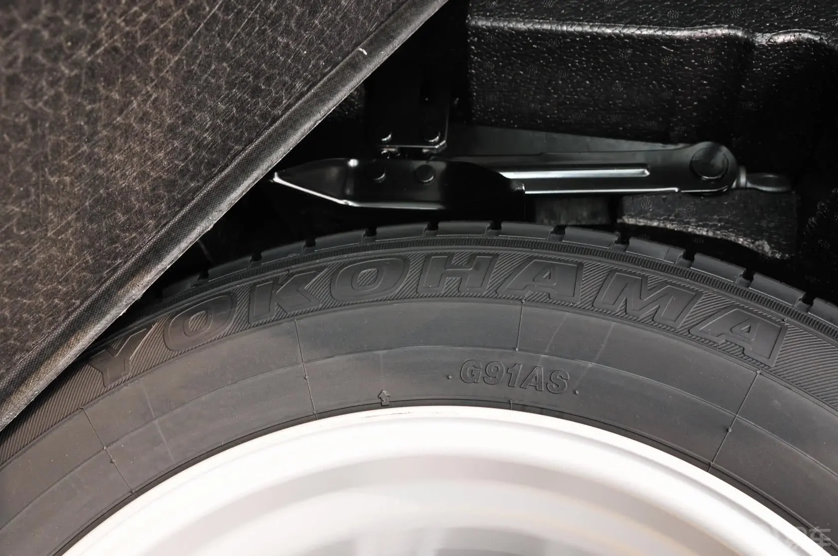 马自达CX-52.0L 手动 两驱 舒适型备胎品牌