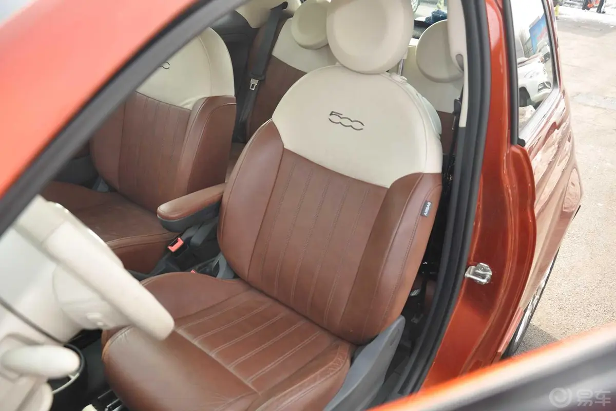 菲亚特5001.4L 自动 Louge 尊享版驾驶员座椅