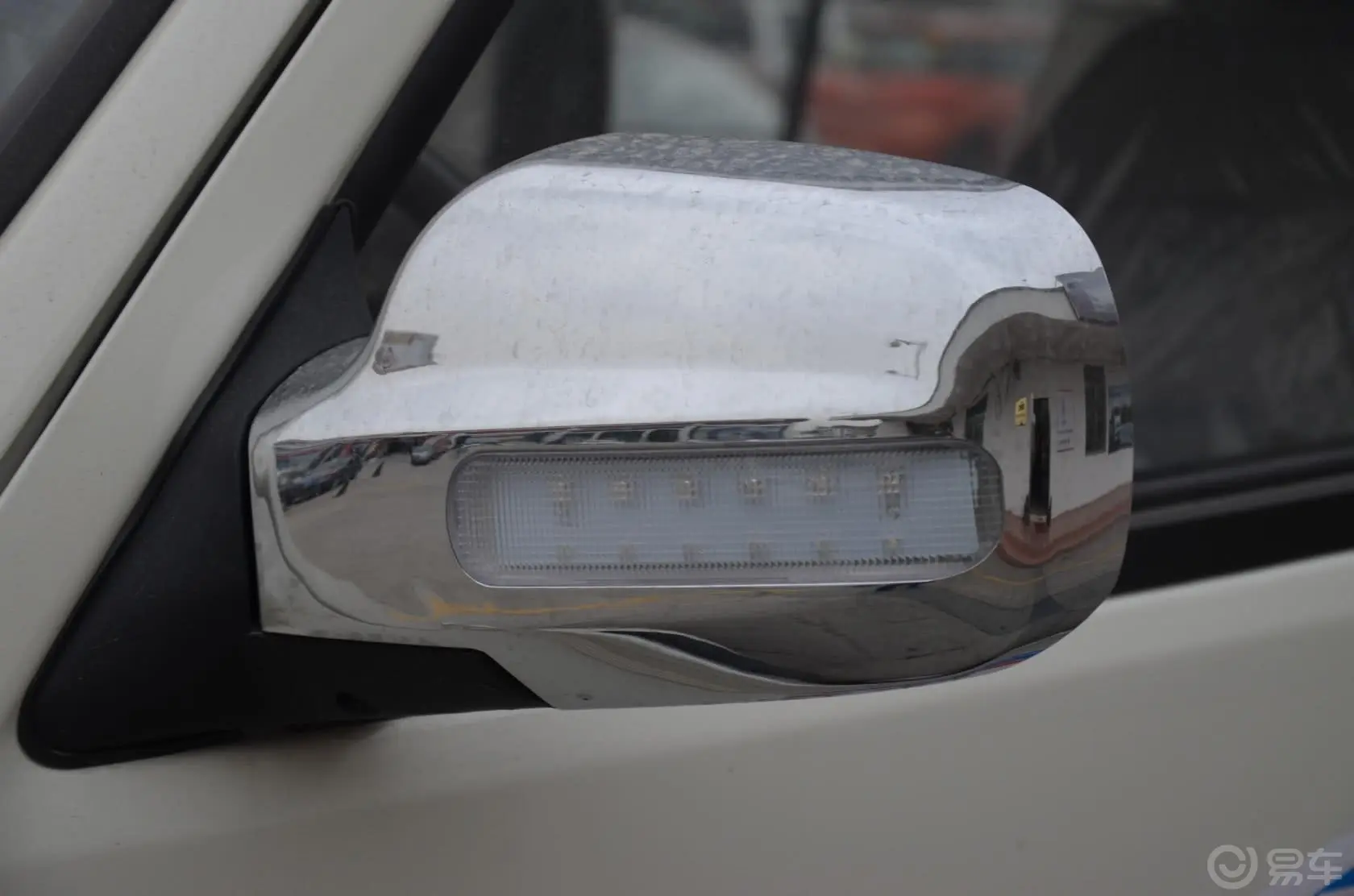 金威2.5L 手动 柴油车型-短途客运/单位通勤后视镜转向灯（前）