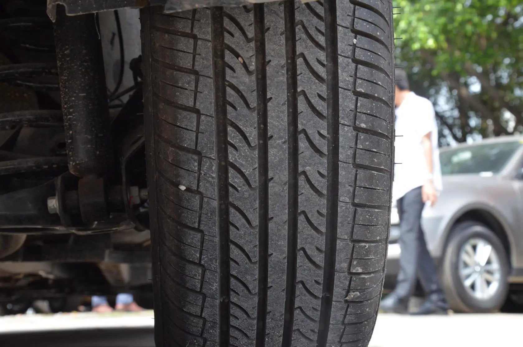 众泰Z3001.6L 驾值版 自动 精英型轮胎花纹