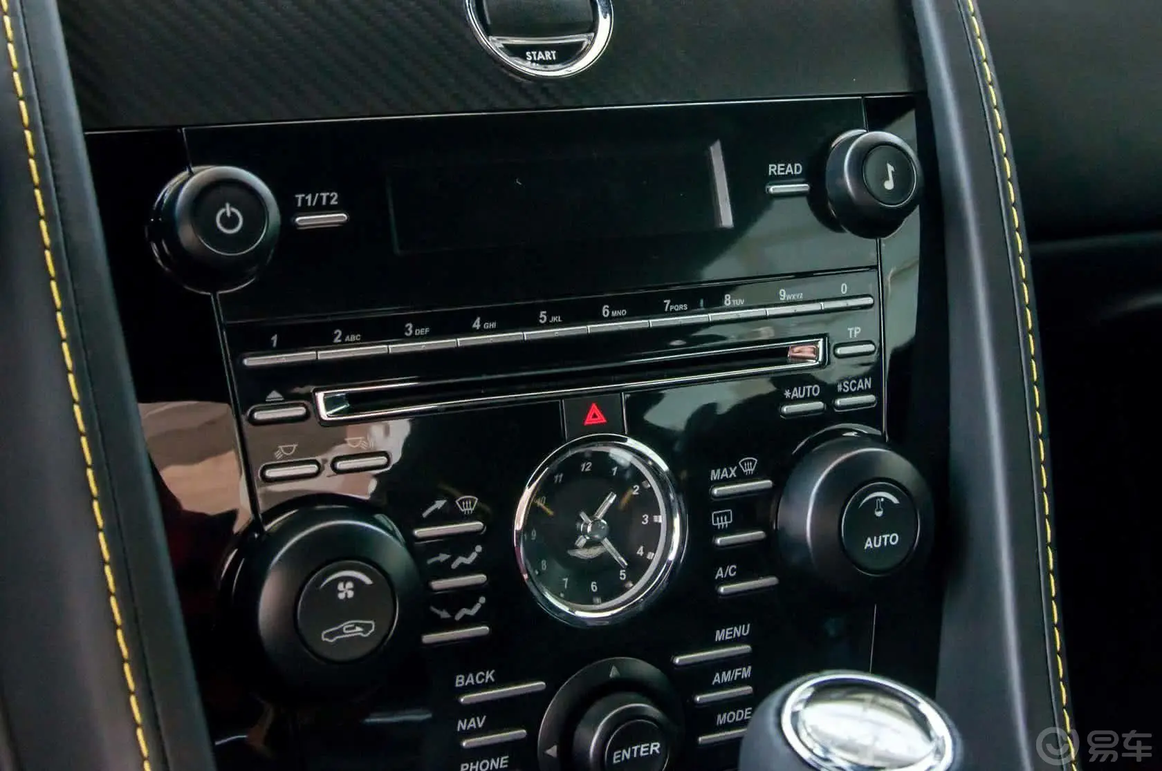 V8 Vantage4.7L Coupe音响