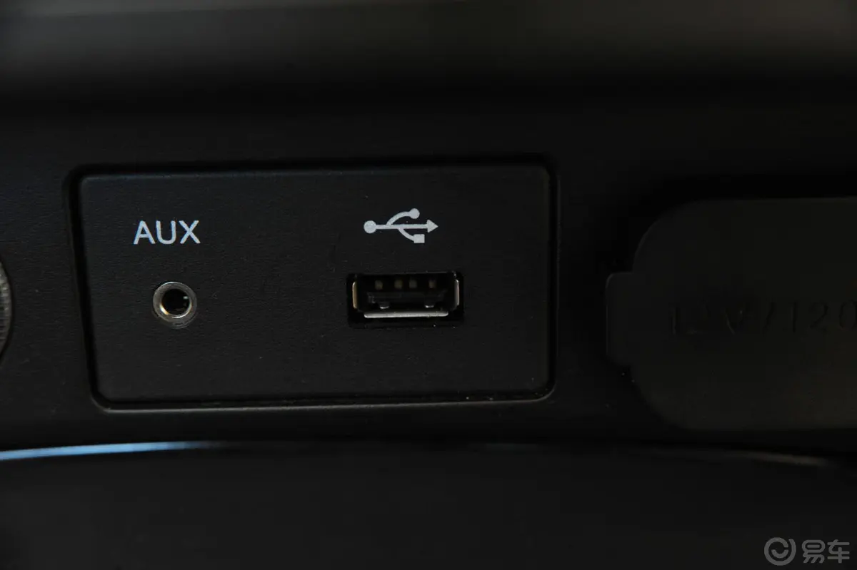 海马M82.0L 手动 舒适型USB接口