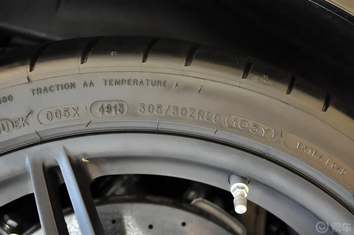 法拉利4584.5L Speciale轮胎规格