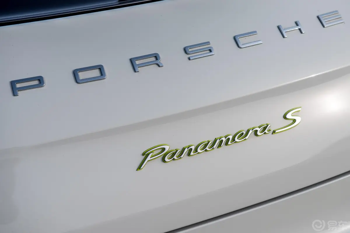 Panamera E-HybridPanamera S E-Hybrid 3.0T尾标