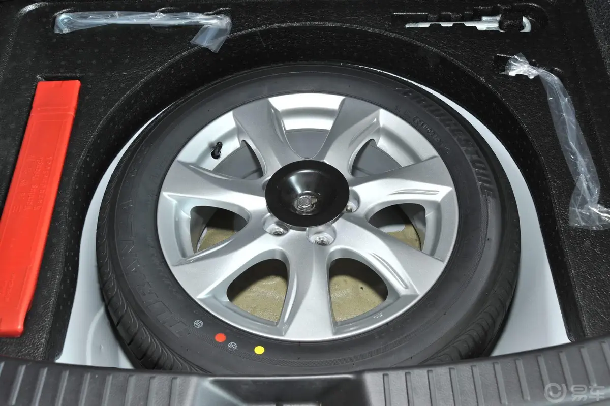 马自达3 星骋两厢 2.0L 自动 豪华运动型备胎