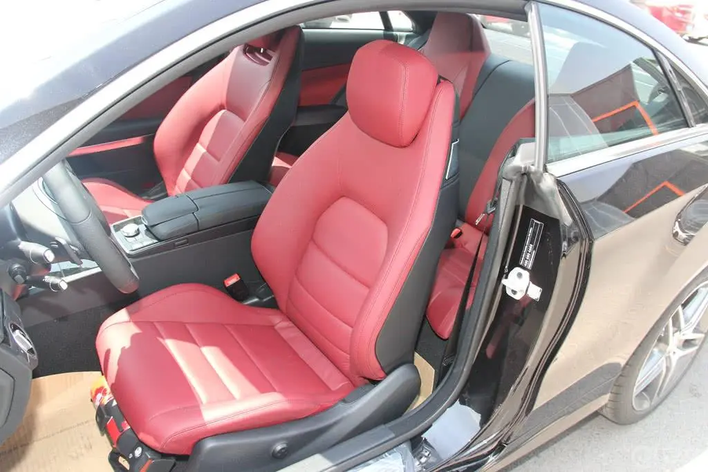 奔驰E级(进口)E400 Coupe驾驶员座椅