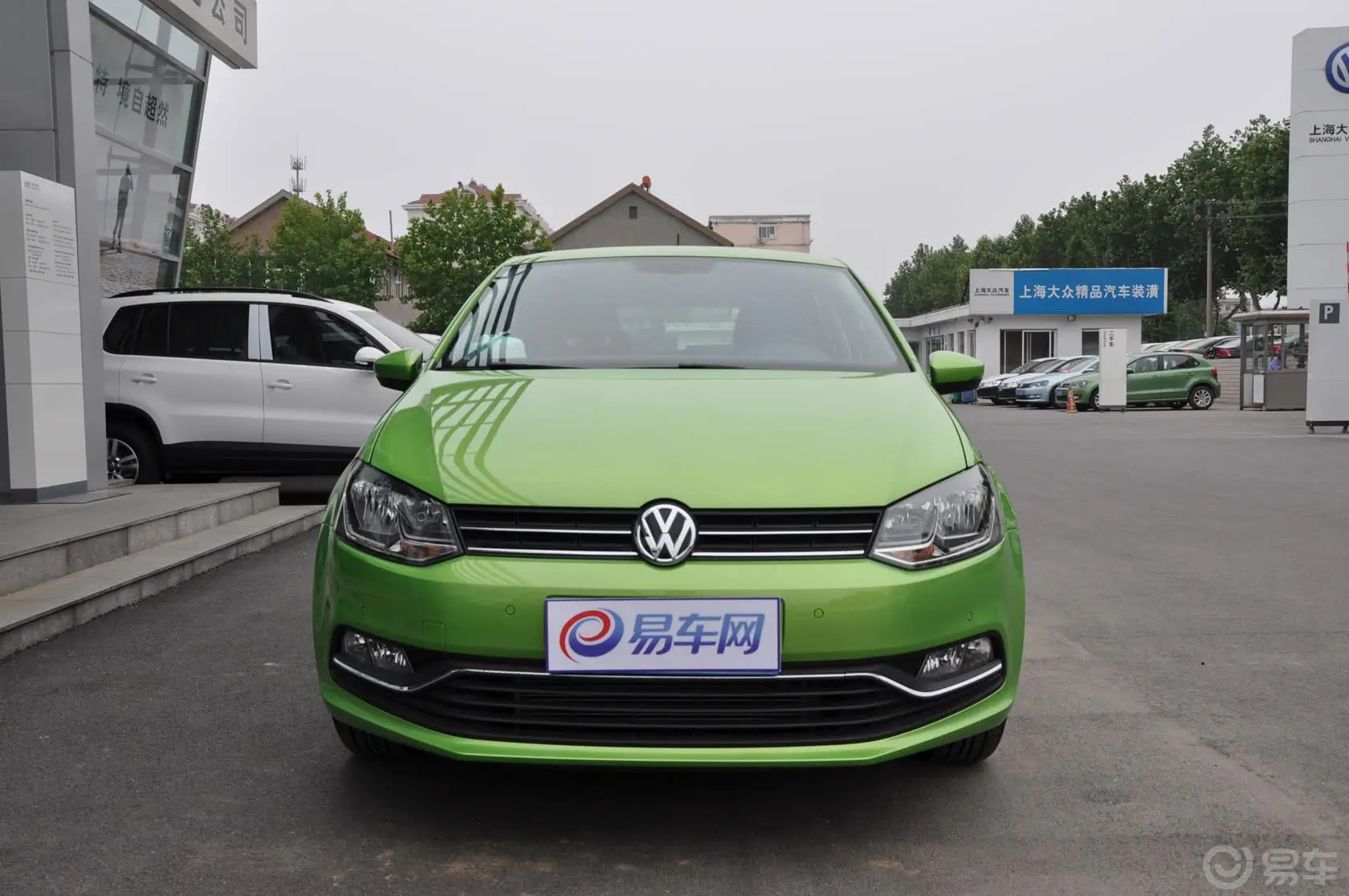 Polo1.6L 自动 豪华版正前水平