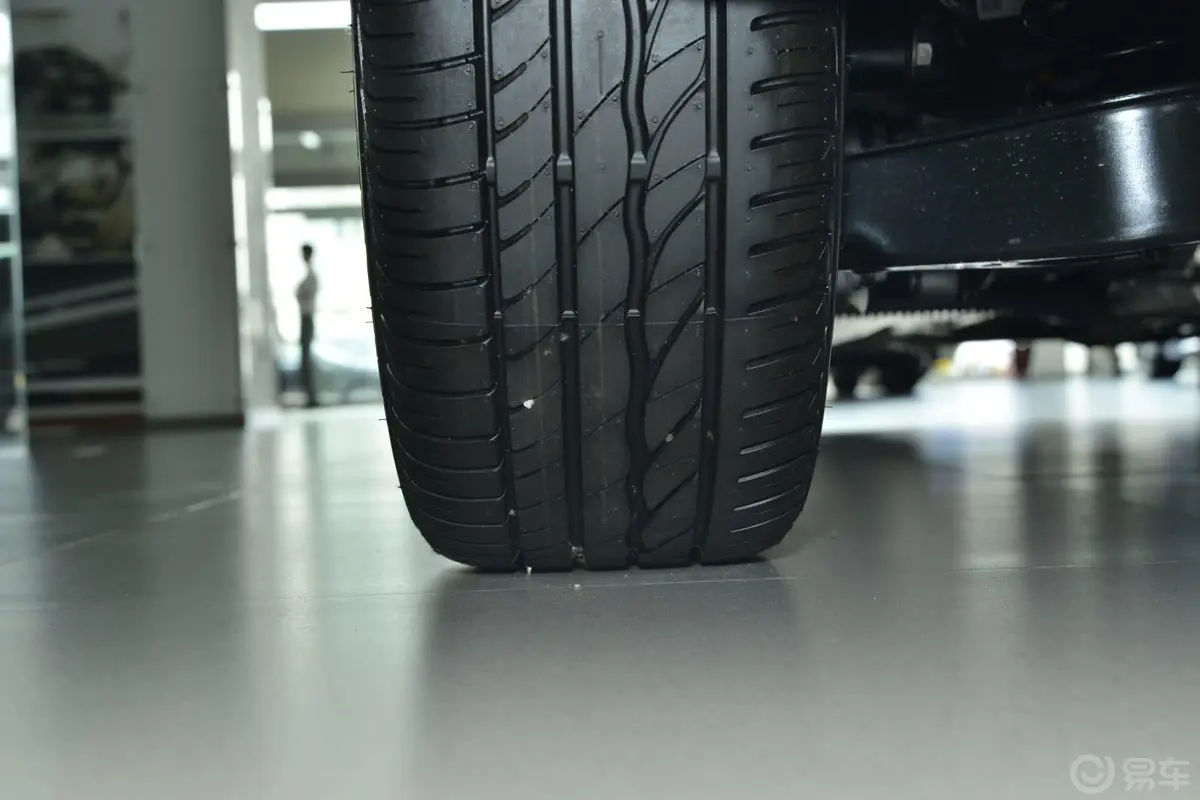 尚酷1.4 TSI 风尚版 单增压轮胎花纹