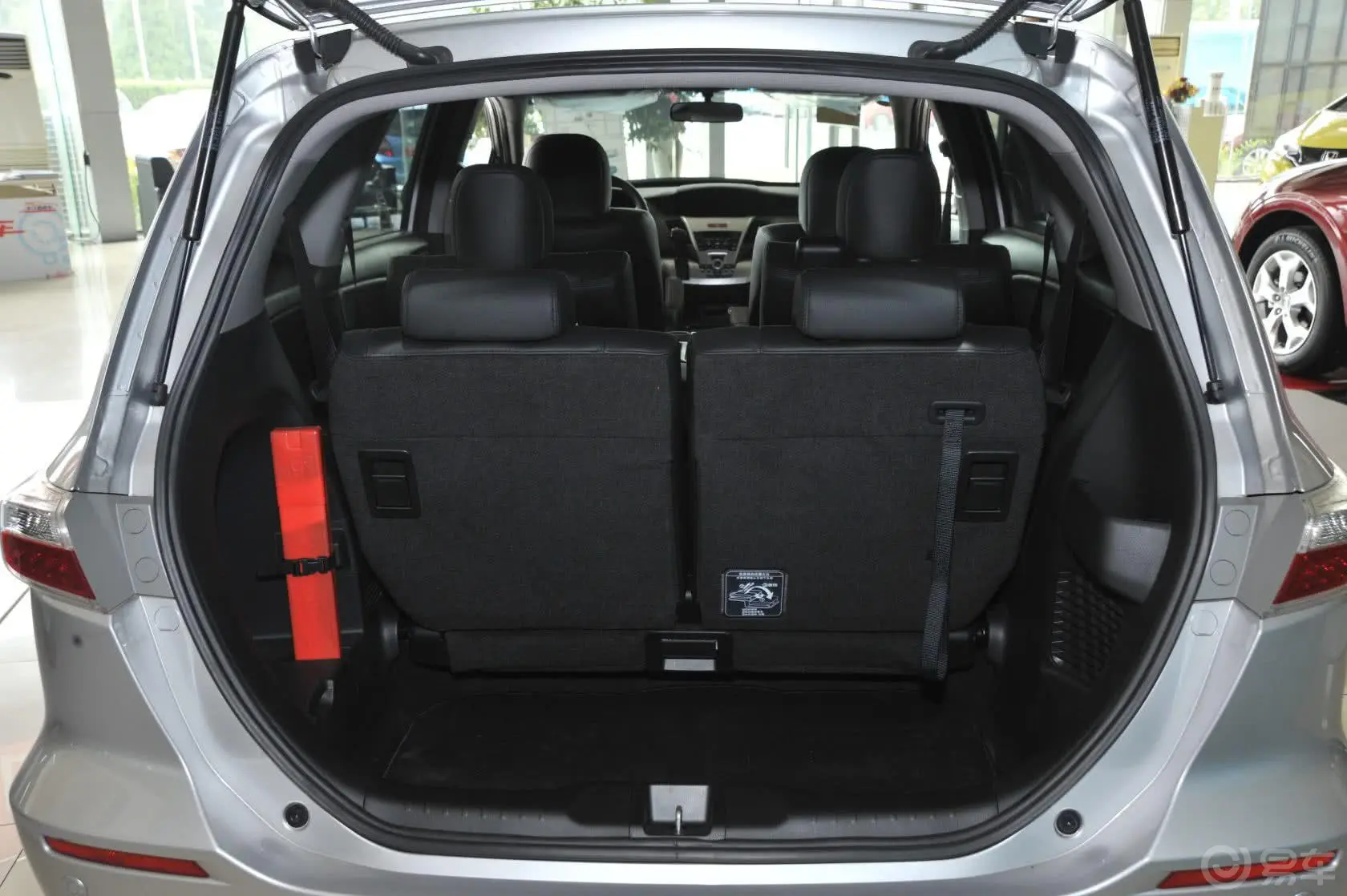 奥德赛2.4L 自动 运动版行李箱空间