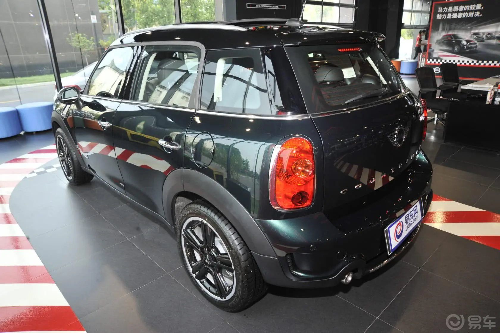 MINI COUNTRYMAN1.6T COOPER S All 4外观