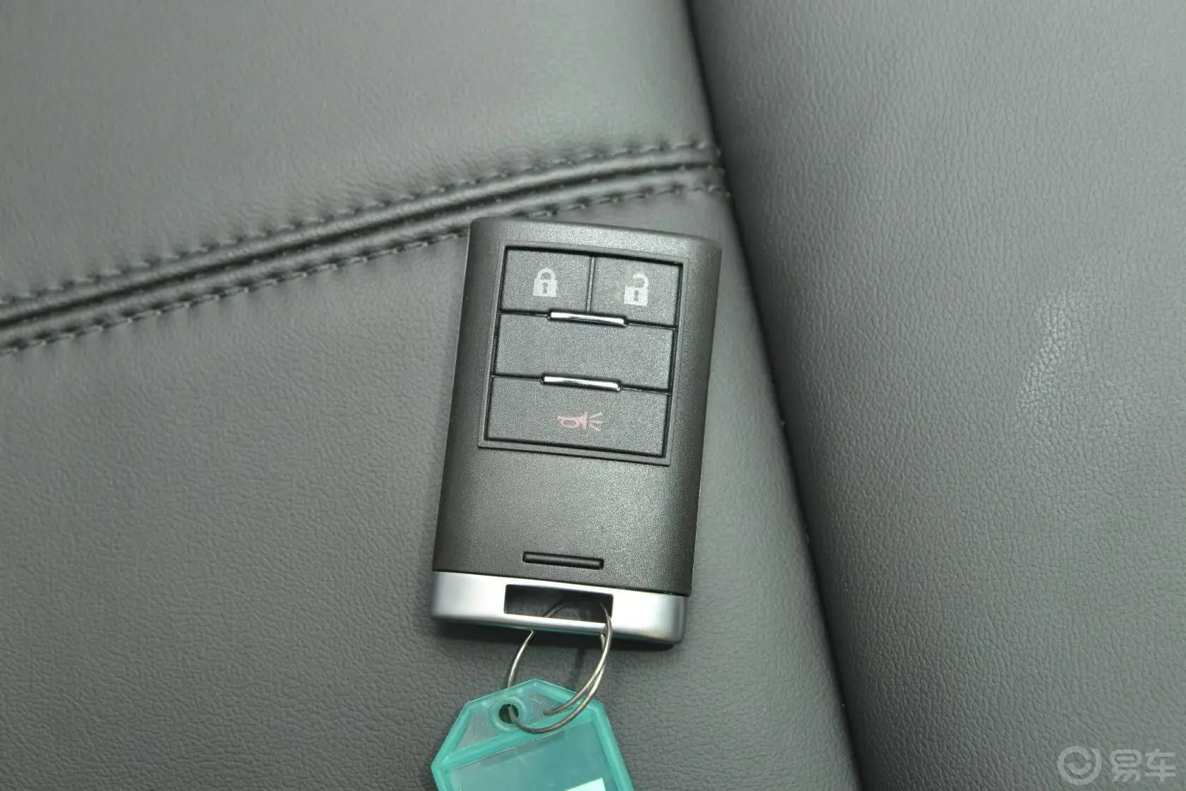 凯迪拉克SRX3.0L 手自一体 舒适型钥匙