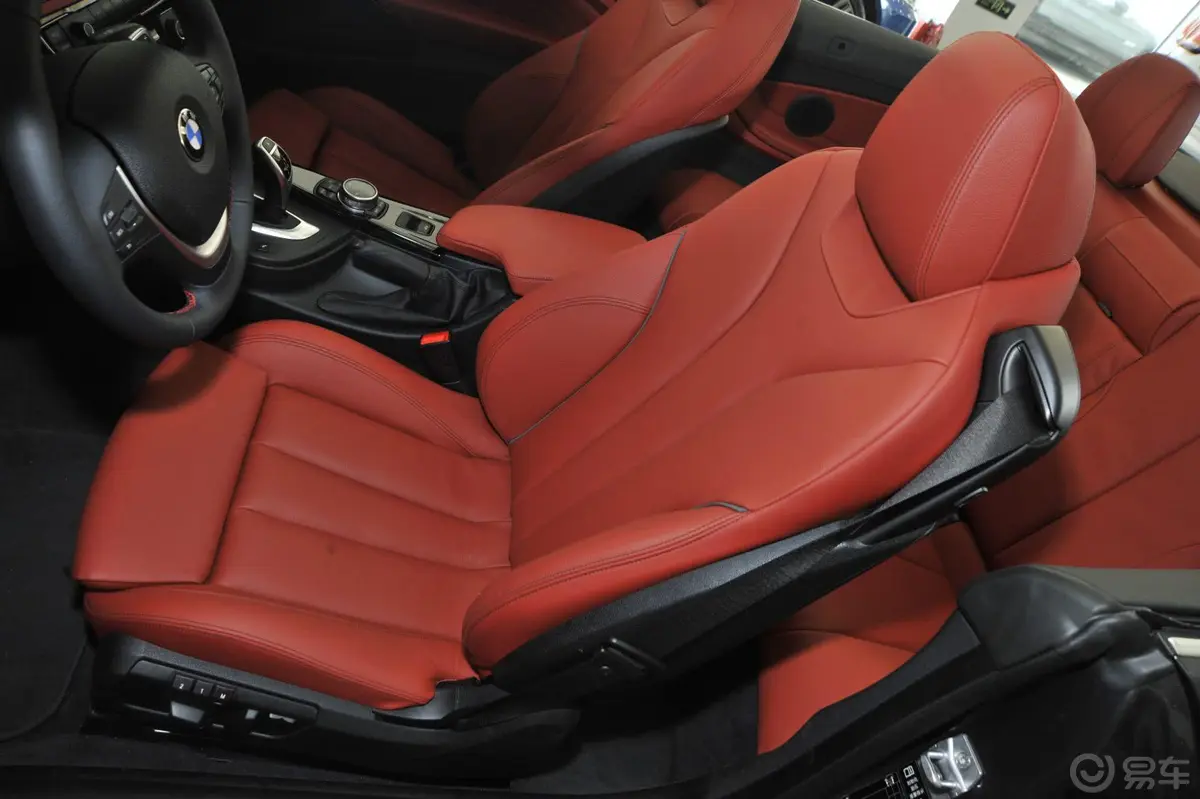 宝马4系敞篷轿跑车 428i xDrive 设计套装型驾驶员座椅