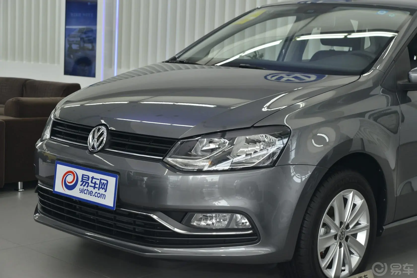 Polo1.6L 自动 舒适版车头局部