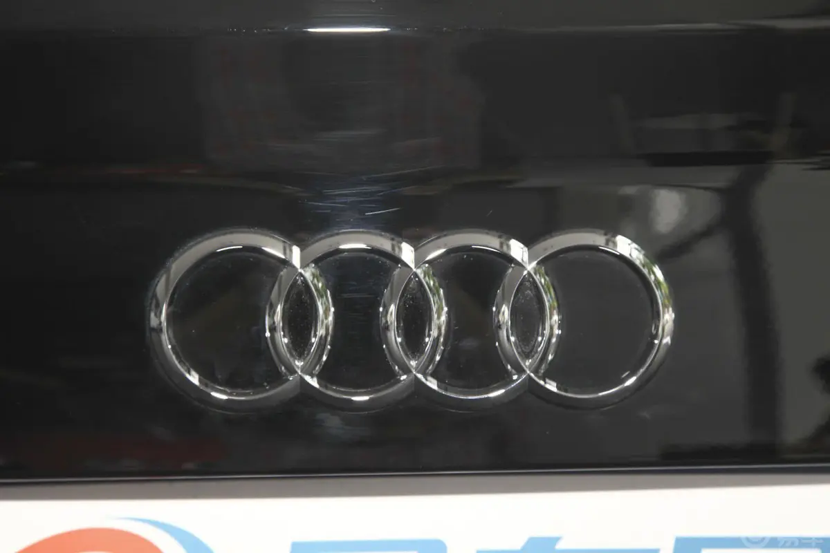 奥迪S8S8 4.0TFSI quattro外观