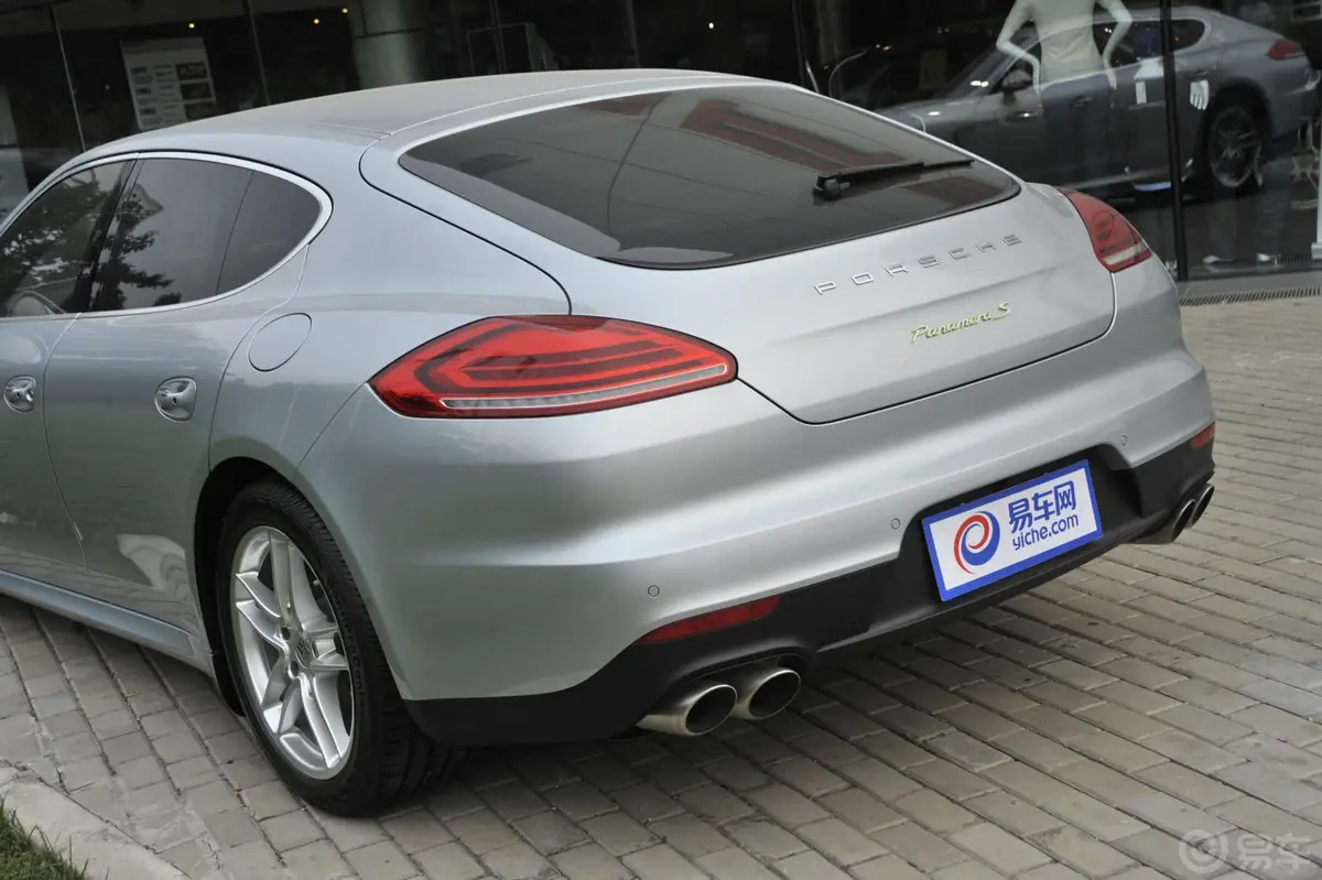 Panamera E-HybridPanamera S E-Hybrid 3.0T外观