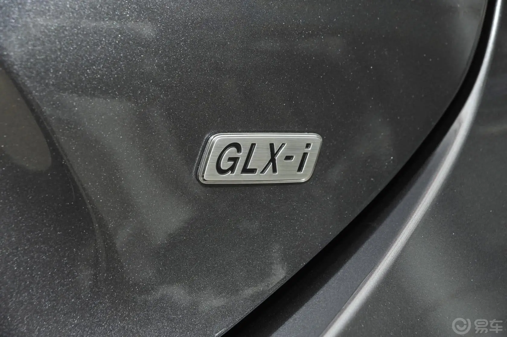 卡罗拉1.8L GLX-i CVT外观