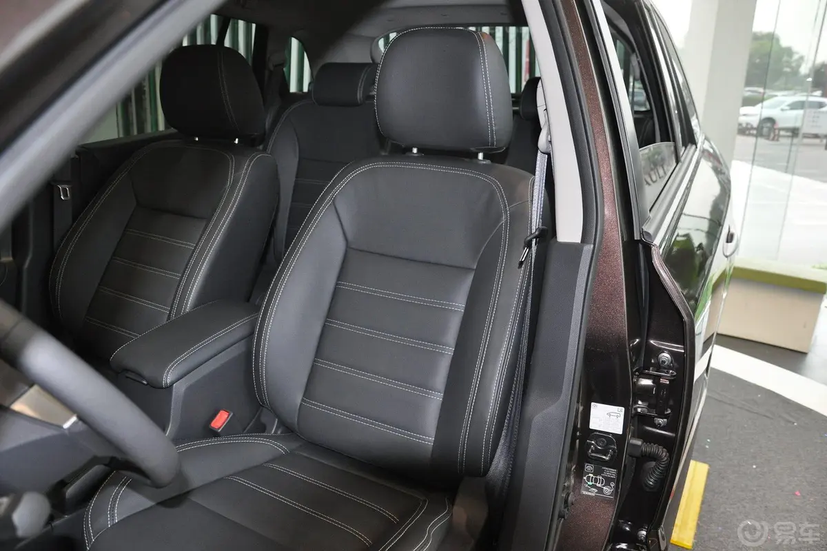 科雷傲(进口)2.5L 两驱 Touring限量版驾驶员座椅
