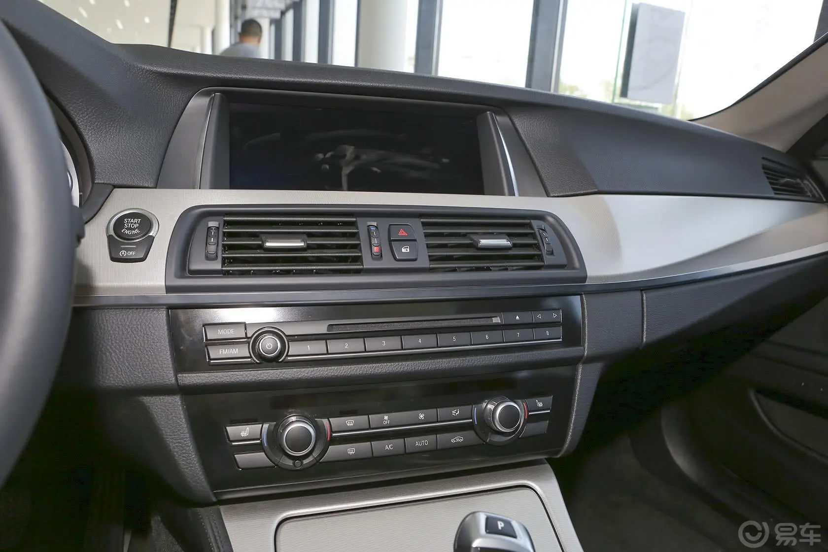 宝马5系(进口)528i xDrive豪华型中控台整体