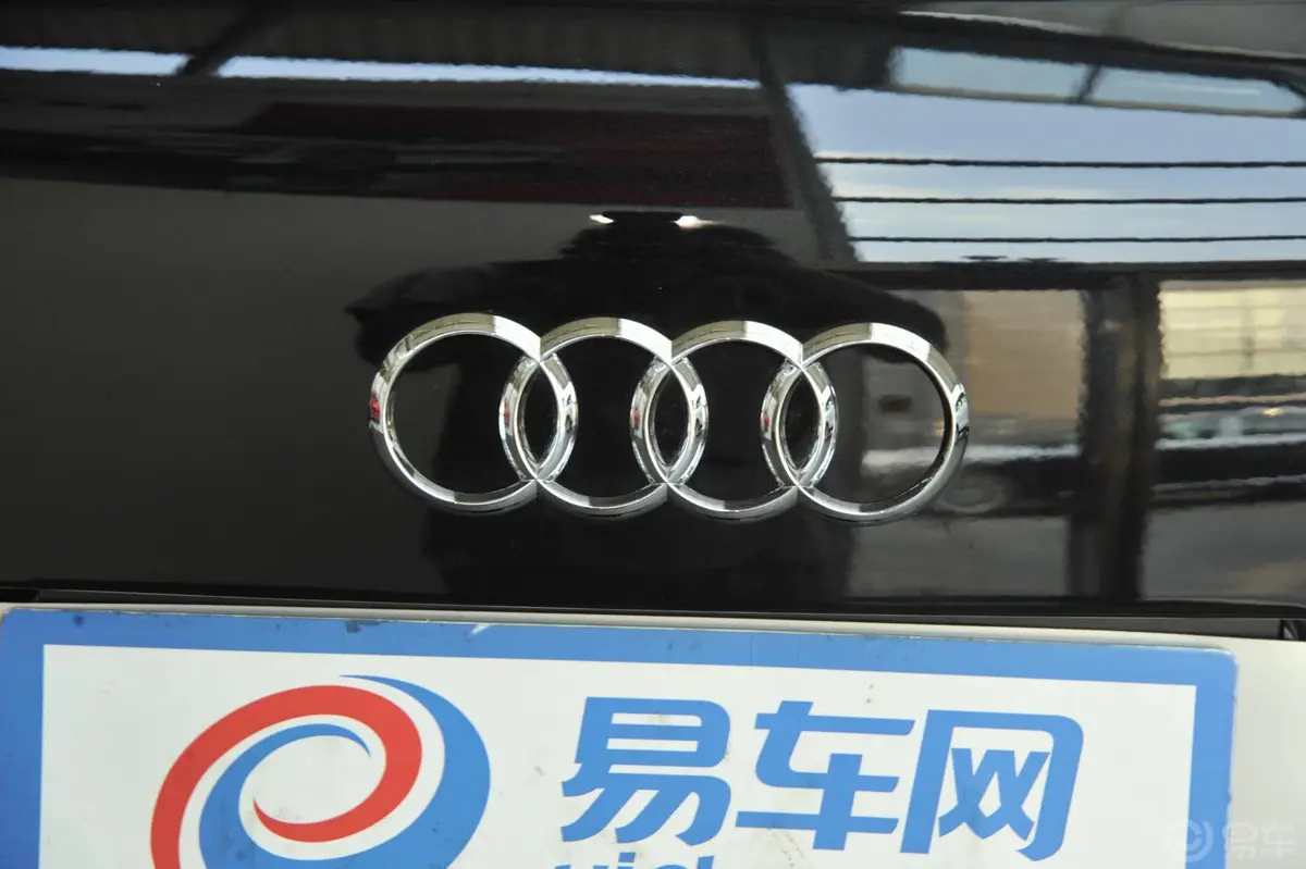 奥迪Q735 TFSI quattro 越野型外观