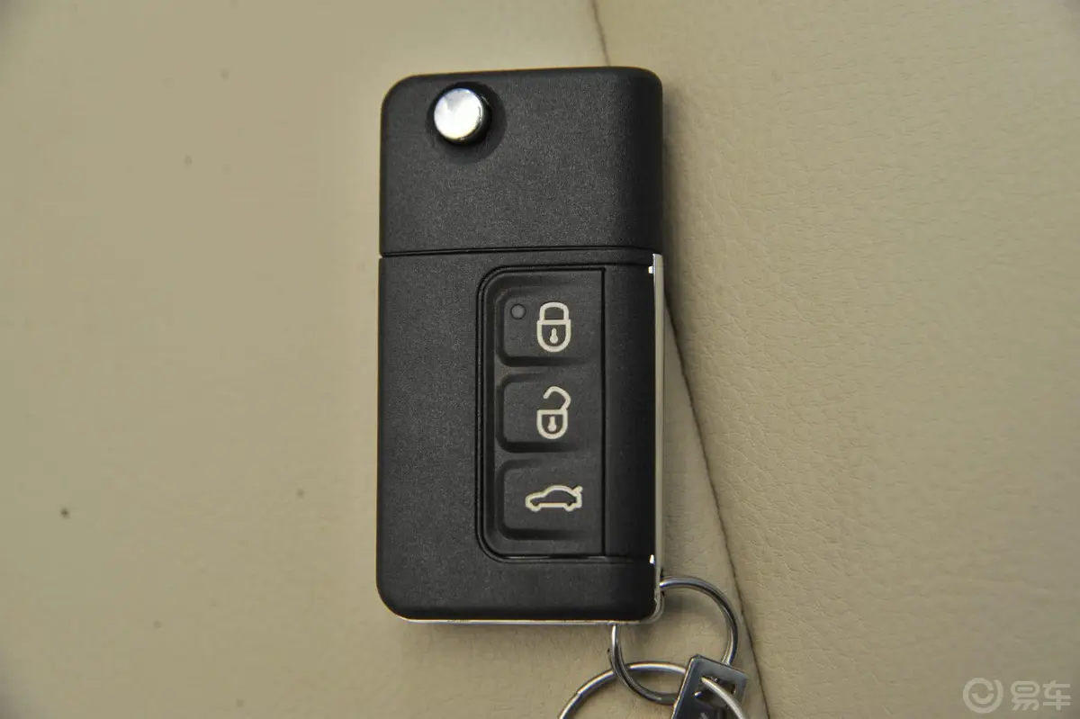 福美来F51.6L 自动 舒适型钥匙